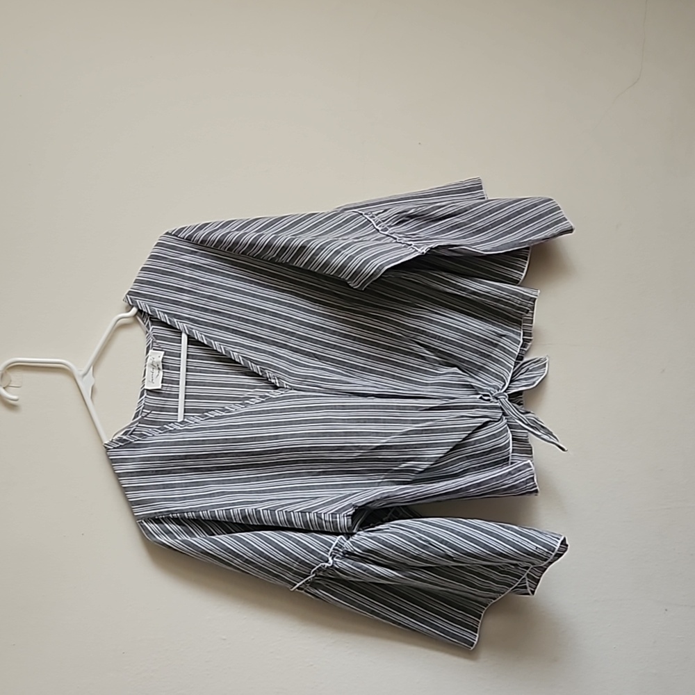 Lavender field gray stripe blouse top size m